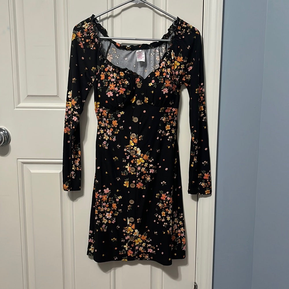 NO BOUNDARIES MIDI DRESS - BRAND NEW